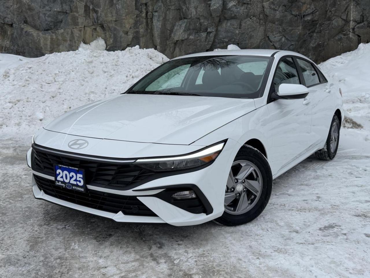 2025 Hyundai Elantra Essential IVT Photo