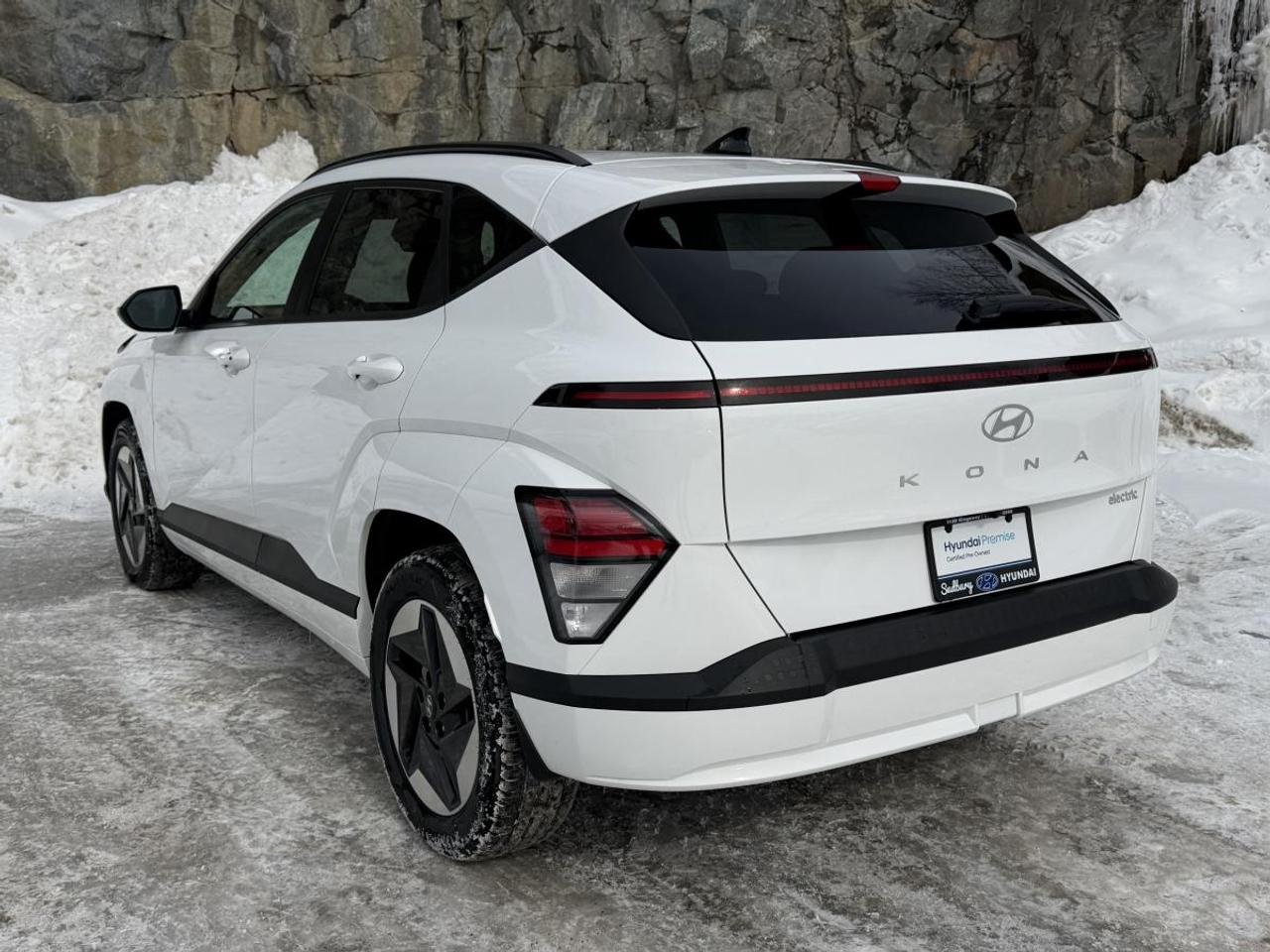 2024 Hyundai KONA Electric PREFERRED Photo