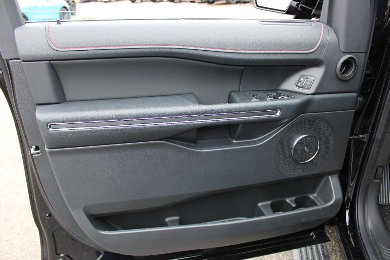 2024 Ford Expedition Limited MAX Photo