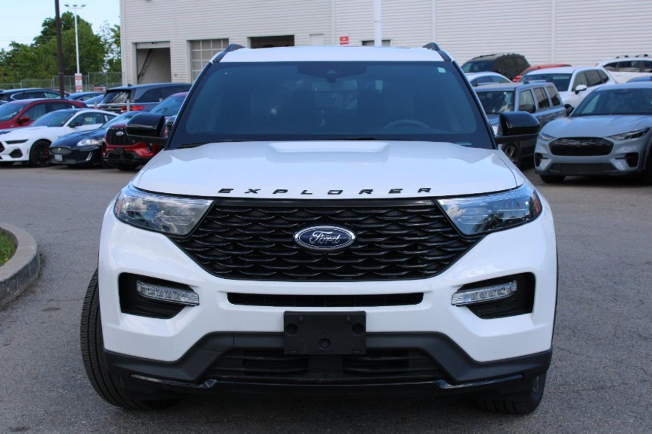 2024 Ford Explorer ST-Line Photo