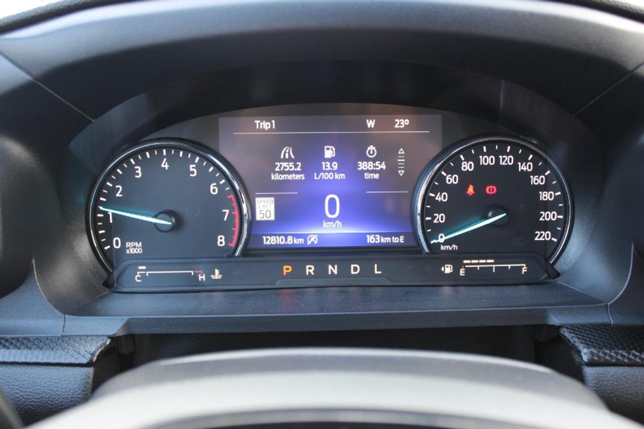 2024 Ford Explorer ST-Line Photo