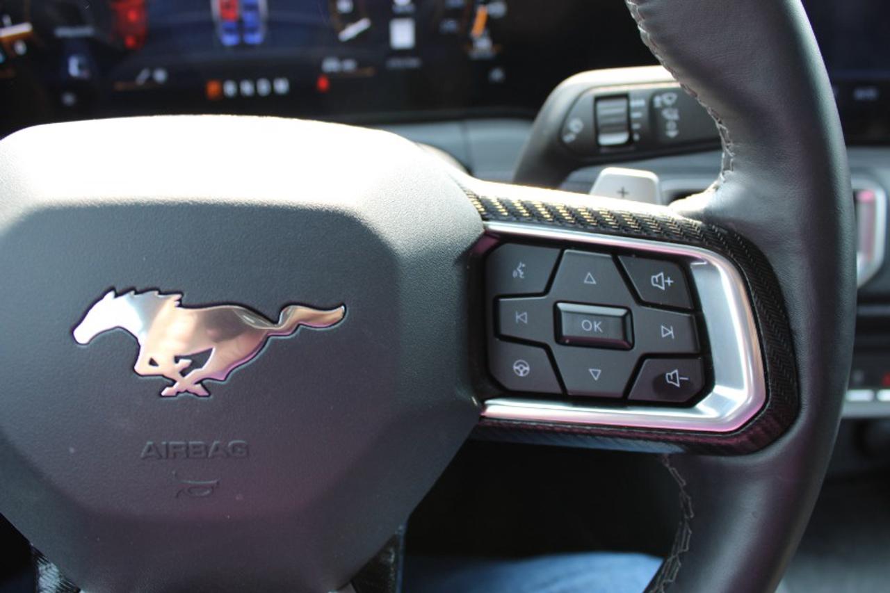 2025 Ford Mustang GT Premium Convertible Photo