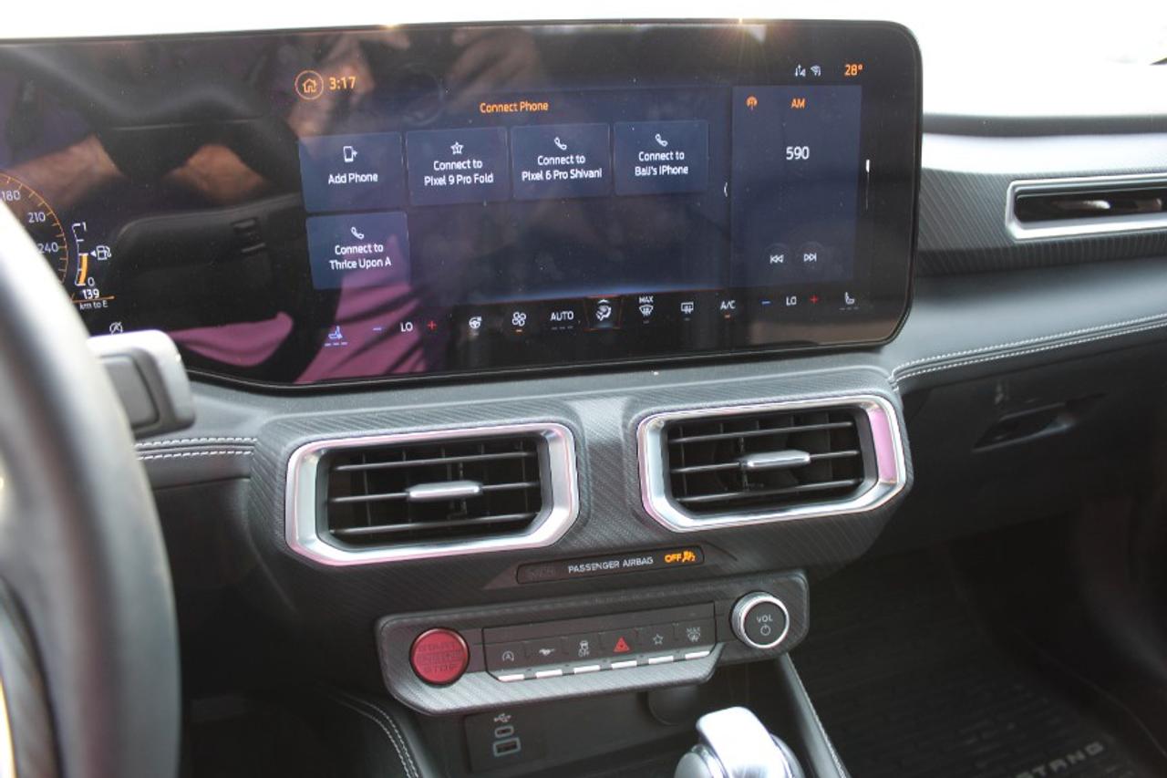 2025 Ford Mustang GT Premium Convertible Photo