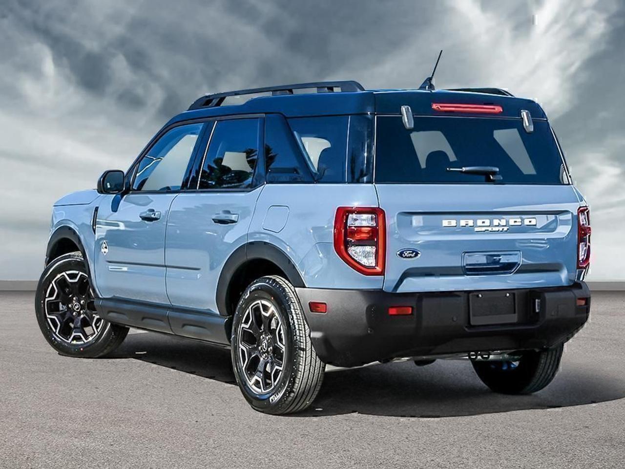 2025 Ford Bronco Sport Outer Banks Photo3