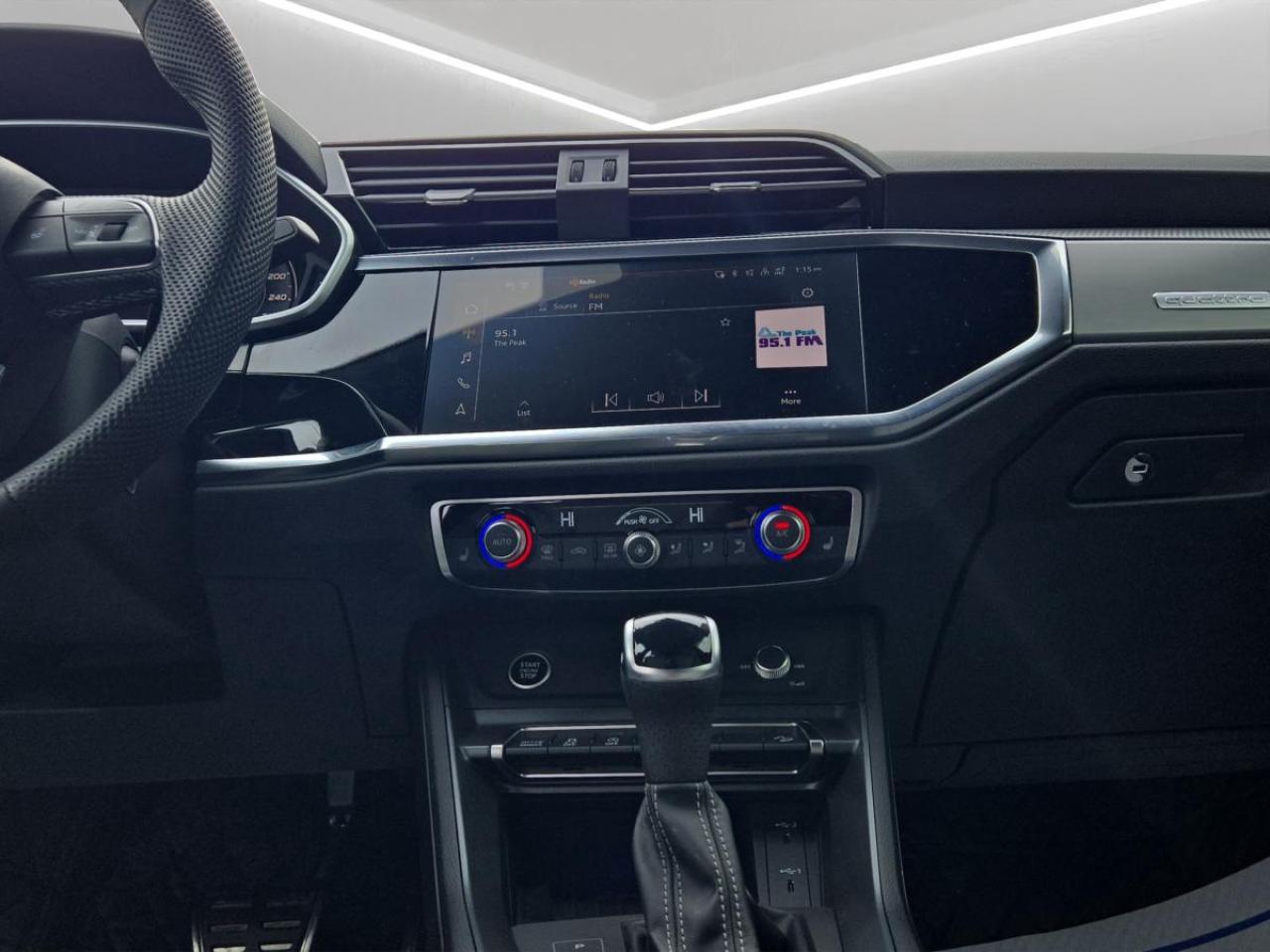 2024 Audi Q3 Technik Photo