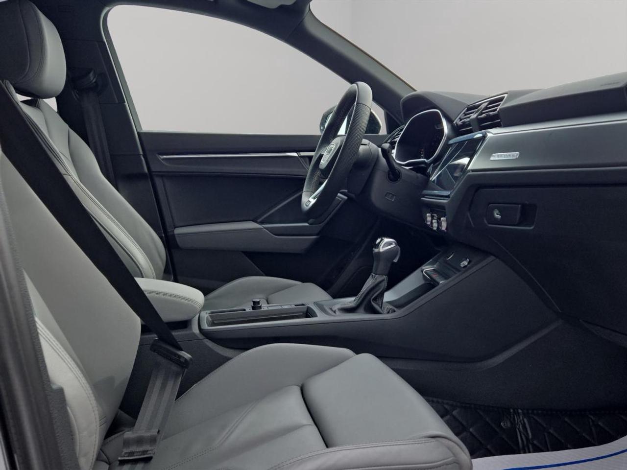 2024 Audi Q3 Technik Photo