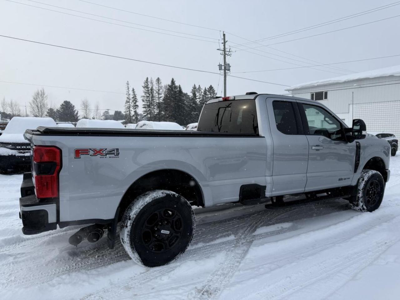 2023 Ford F-250 Super Duty SRW XLT 4WD SUPERCAB 8' BOX Photo