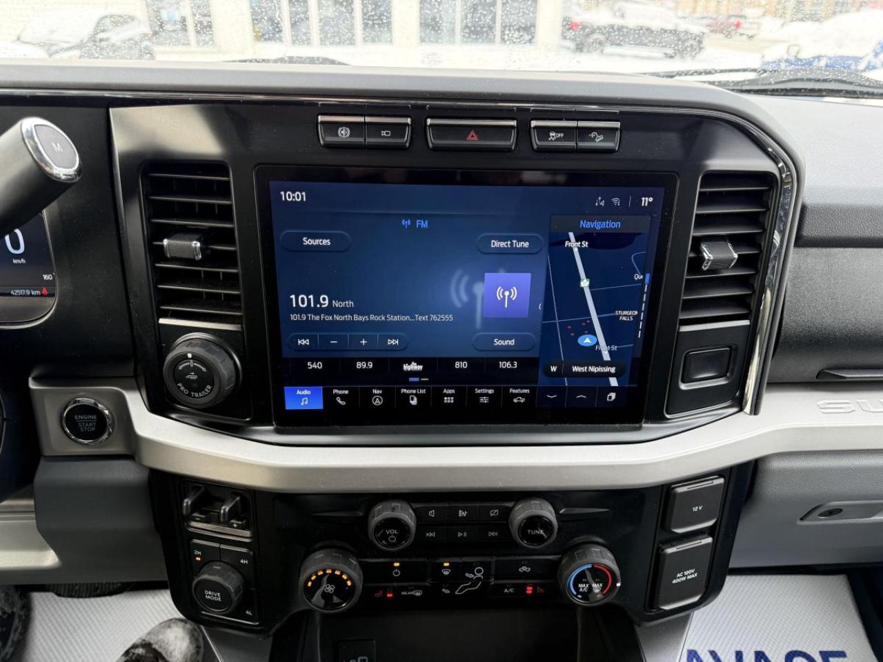 2023 Ford F-250 Super Duty SRW XLT 4WD SUPERCAB 8' BOX Photo