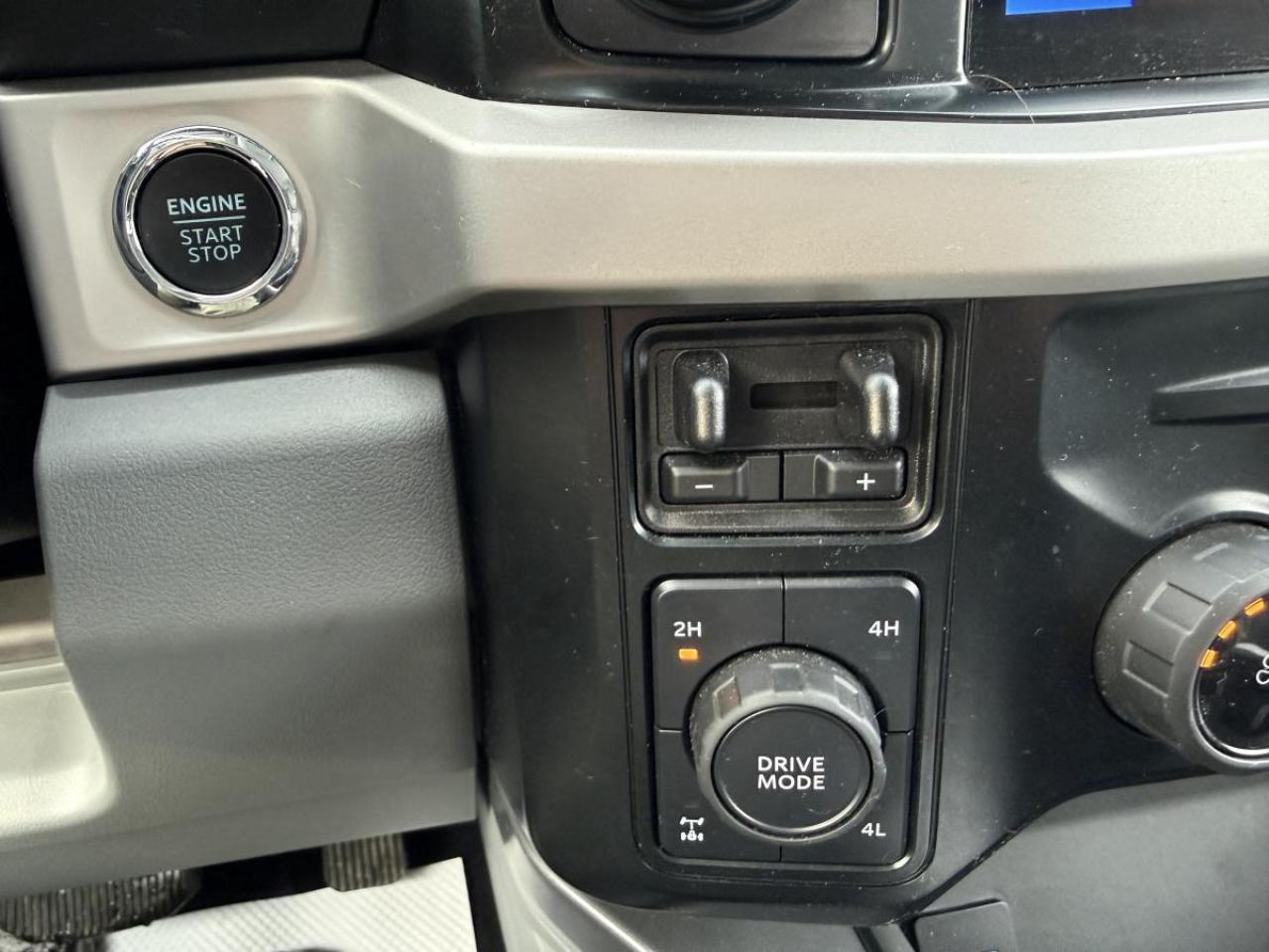 2023 Ford F-250 Super Duty SRW XLT 4WD SUPERCAB 8' BOX Photo