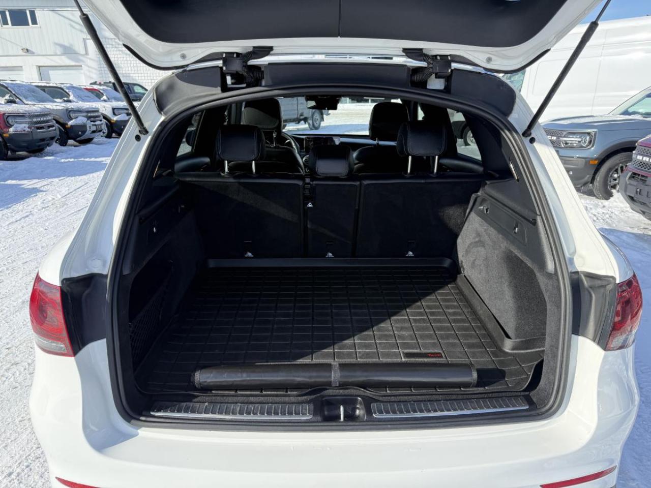 2020 Mercedes-Benz GLC GLC 300 4MATIC SUV Photo