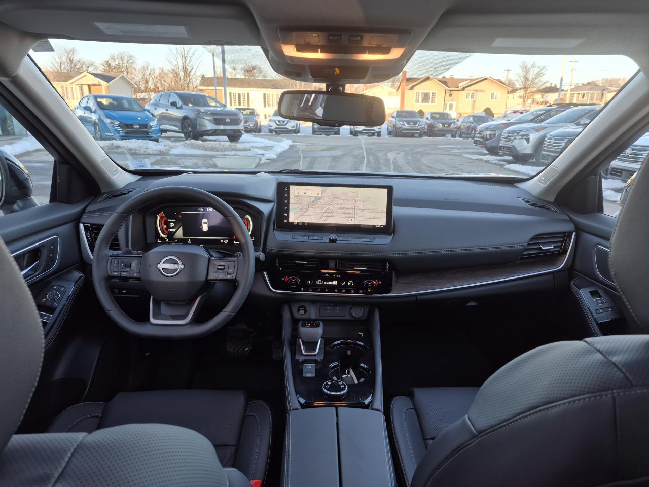 2026 Nissan Rogue Platinum Photo31