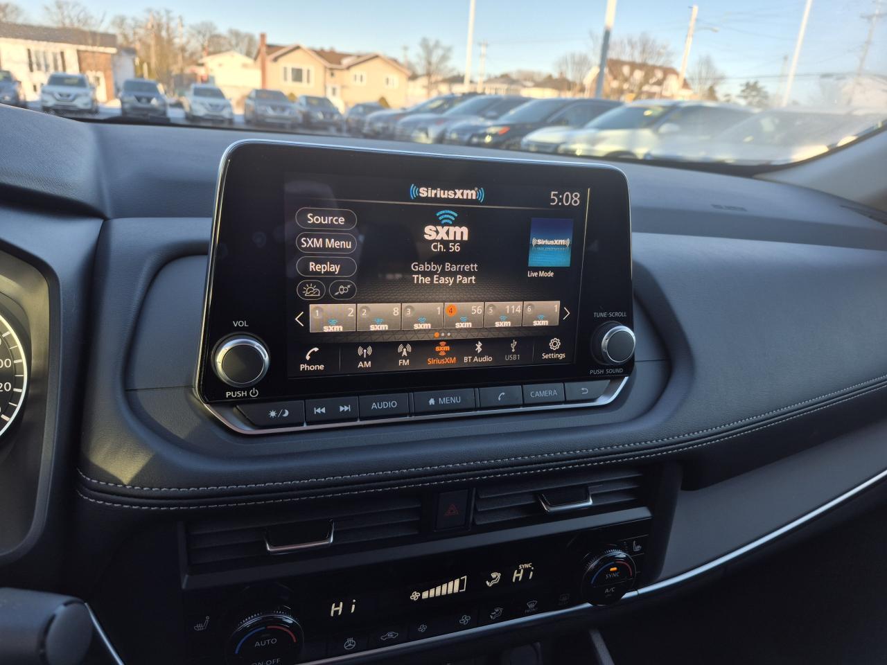 2026 Nissan Rogue S Photo8