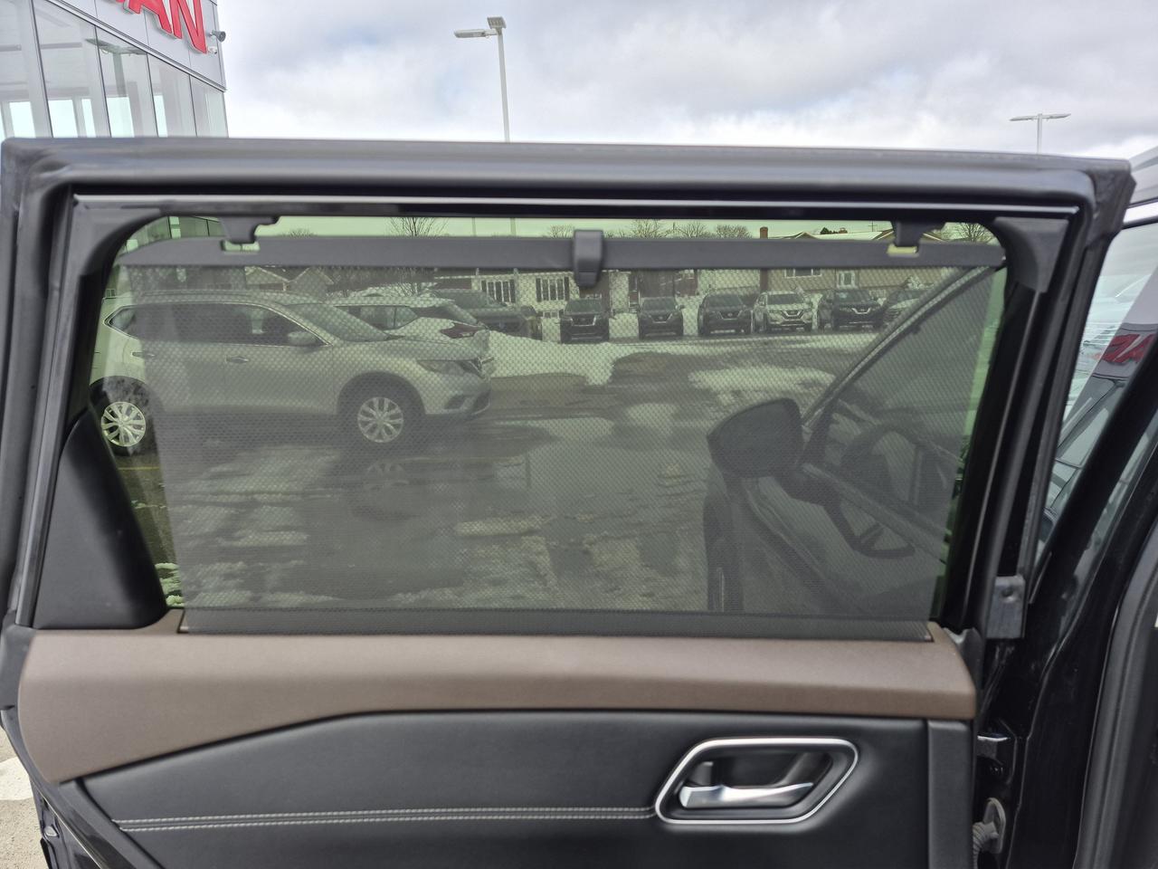 2023 Nissan ROGUE PLATINUM AWD HEADS UP DISPLAY, MEMORY SEATS Photo