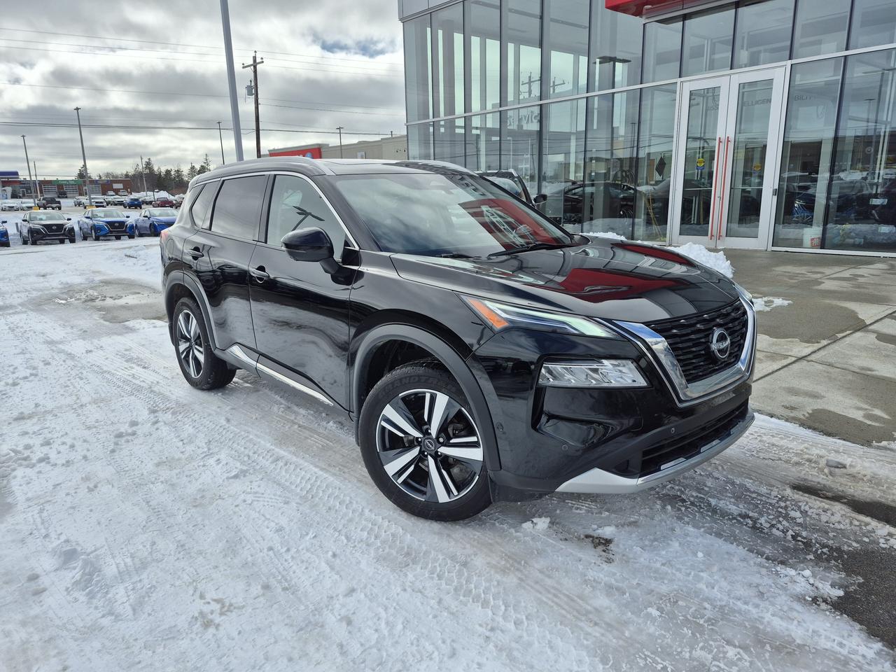2023 Nissan ROGUE PLATINUM AWD HEADS UP DISPLAY, MEMORY SEATS Photo