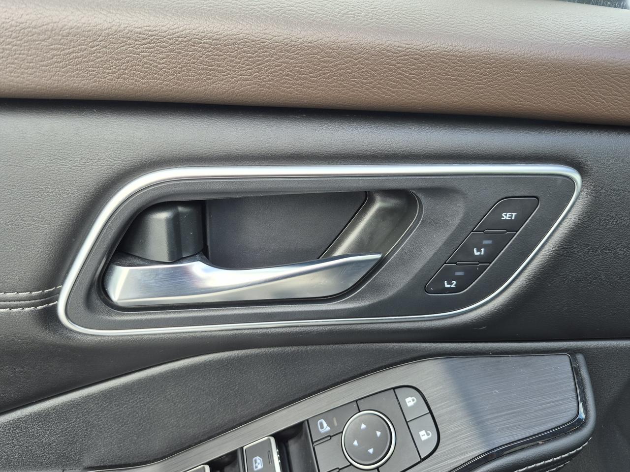 2023 Nissan ROGUE PLATINUM AWD HEADS UP DISPLAY, MEMORY SEATS Photo