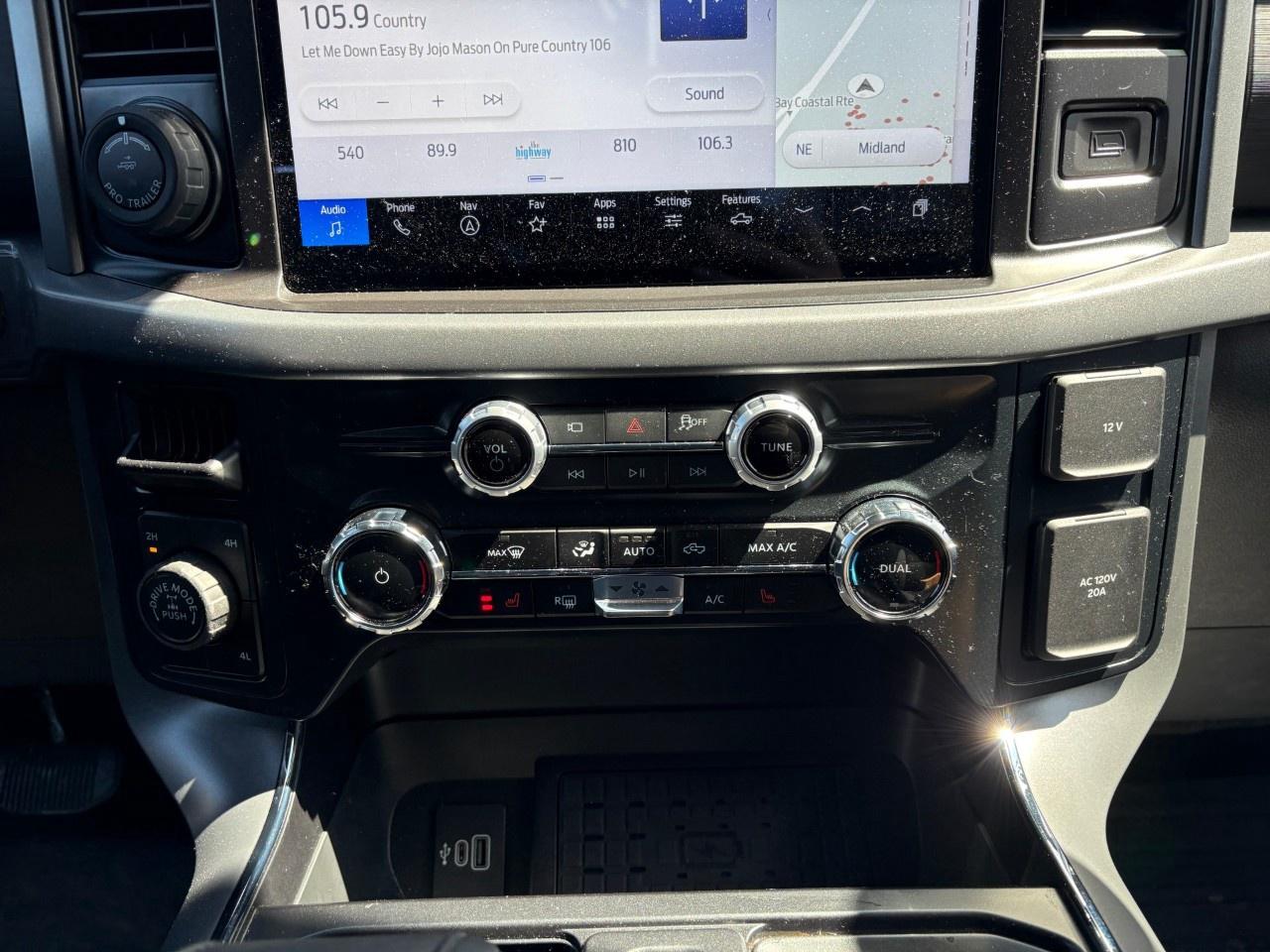 2026 Ford F-150 XLT 4WD SuperCrew 5.5' Box Photo