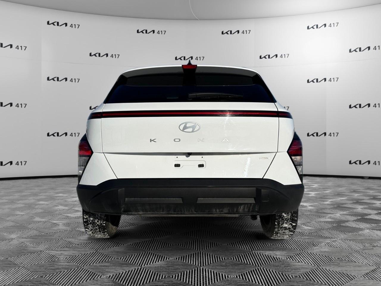 2024 Hyundai KONA 2.0L Preferred AWD Photo3