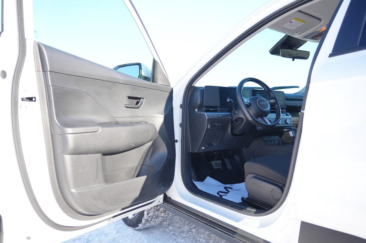 2024 Hyundai KONA 2.0L Preferred AWD Photo