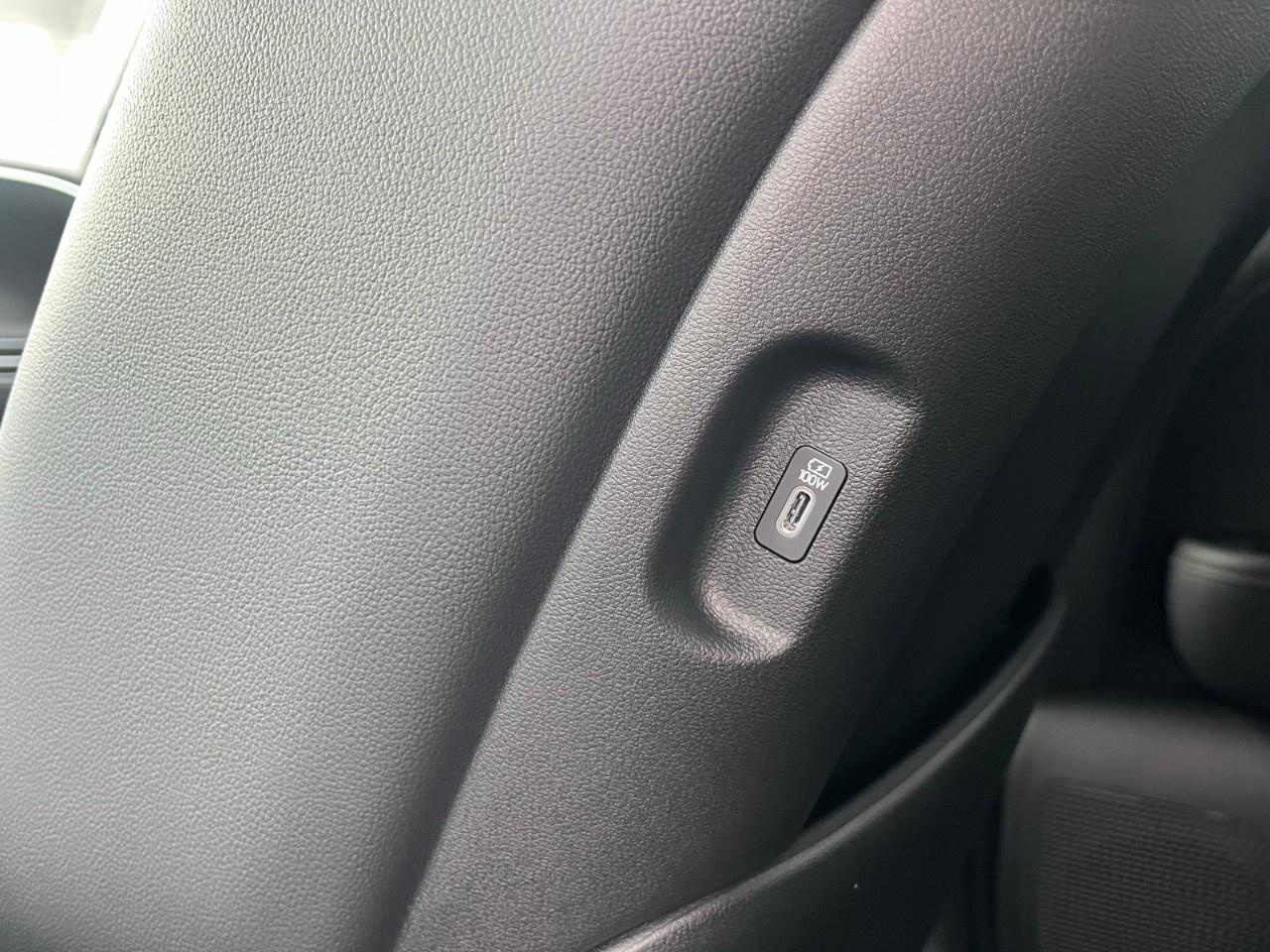 2026 Hyundai Palisade Hybrid Luxury 7-Passenger AWD Photo