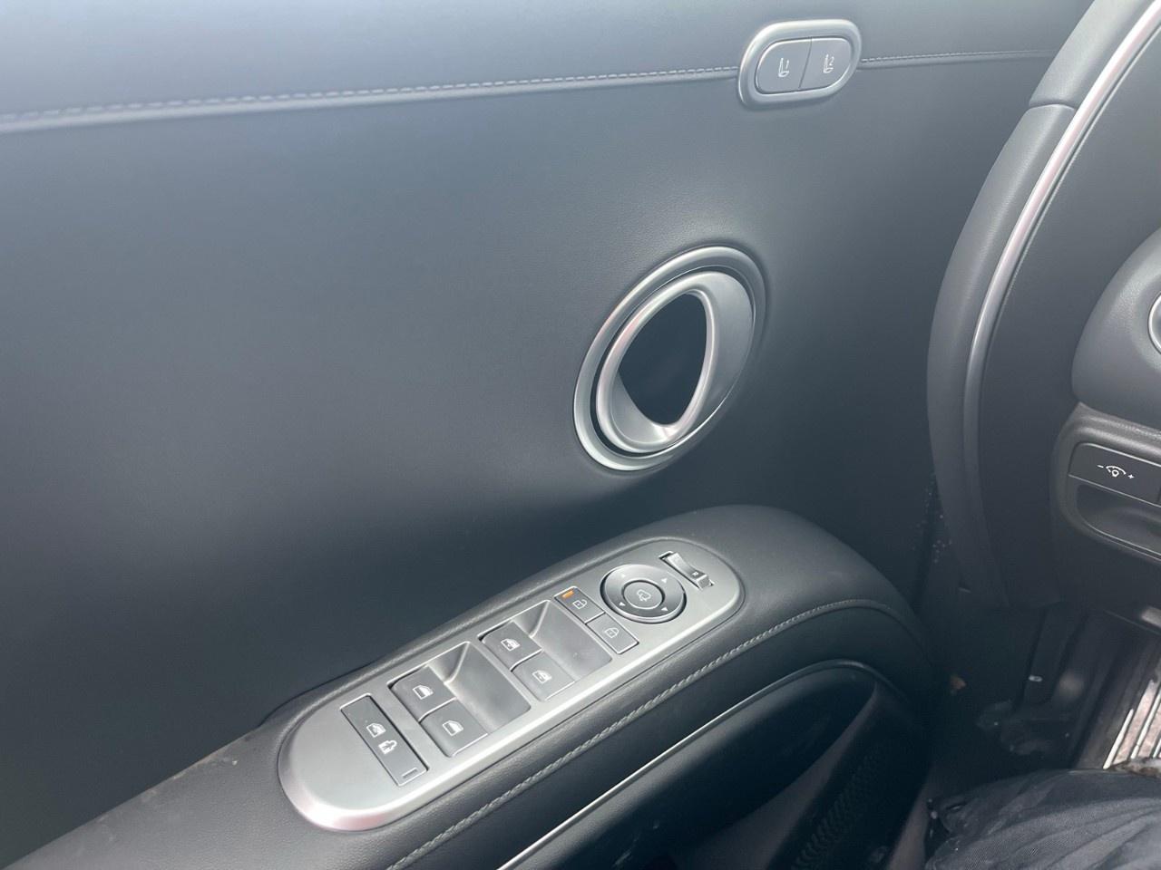 2026 Hyundai Palisade Hybrid Luxury 8-Passenger AWD Photo