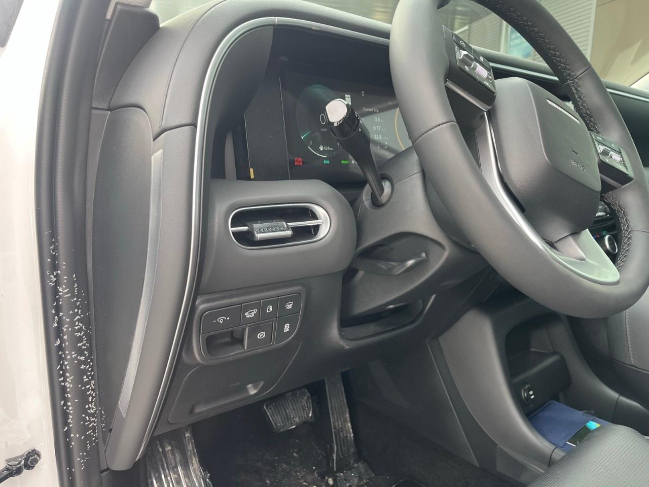 2026 Hyundai Palisade Hybrid Luxury 8-Passenger AWD Photo