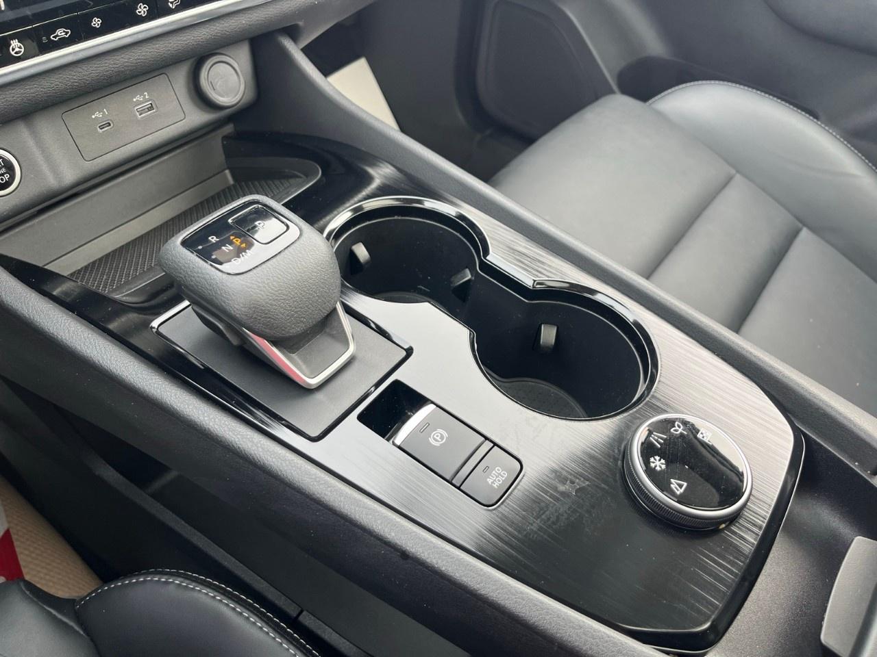 2023 Nissan Rogue Midnight Edition Photo