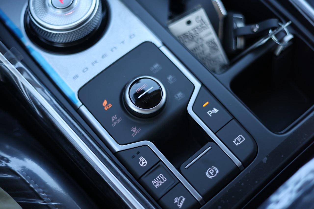 2026 Kia Sorento Hybrid EX AWD Photo