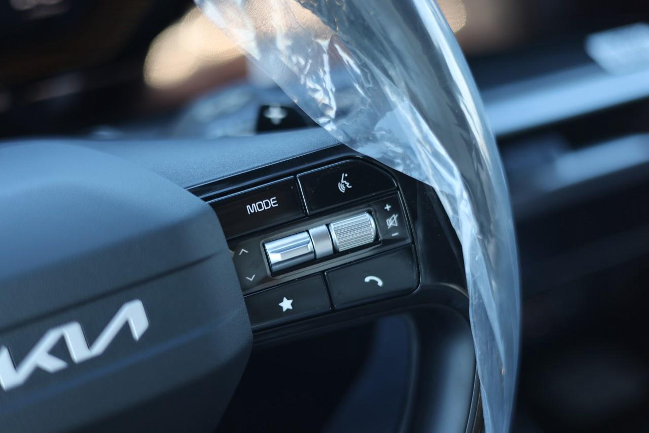 2026 Kia Sorento Hybrid EX AWD Photo