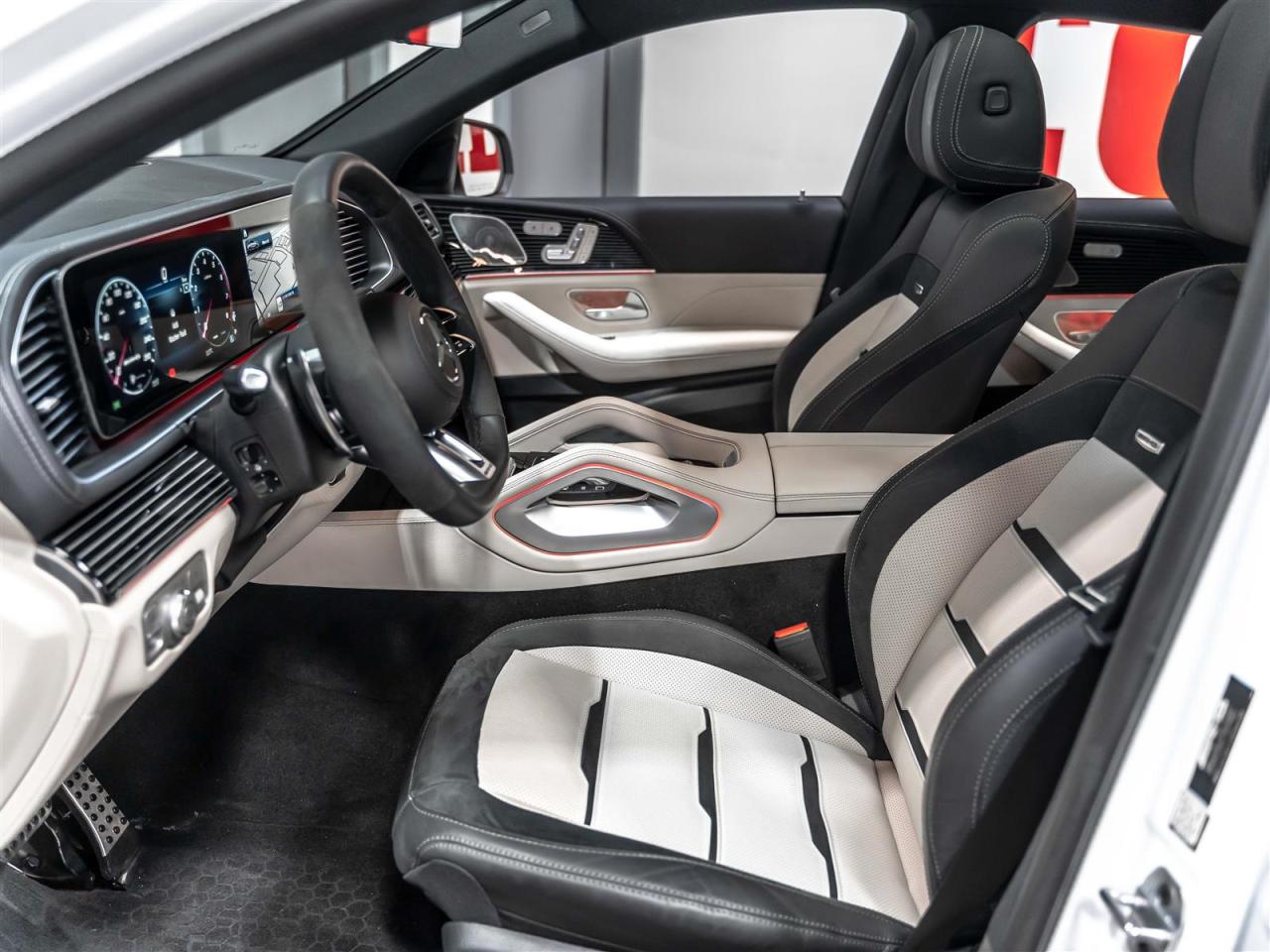 2025 Mercedes-Benz GLE AMG GLE 53|COUPE|AMG DRIVER PKG|IDP|NIGHT PKG|MASSAGE Photo