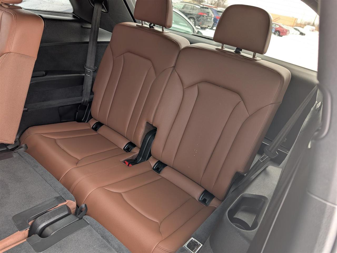 2022 Audi Q7 55 QTRO - 7 PASS - NAVI - PANO ROOF - TECH FEATS Photo