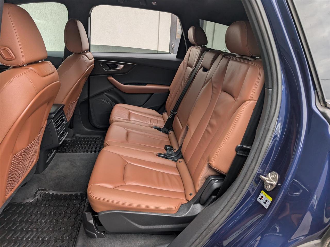 2022 Audi Q7 55 QTRO - 7 PASS - NAVI - PANO ROOF - TECH FEATS Photo