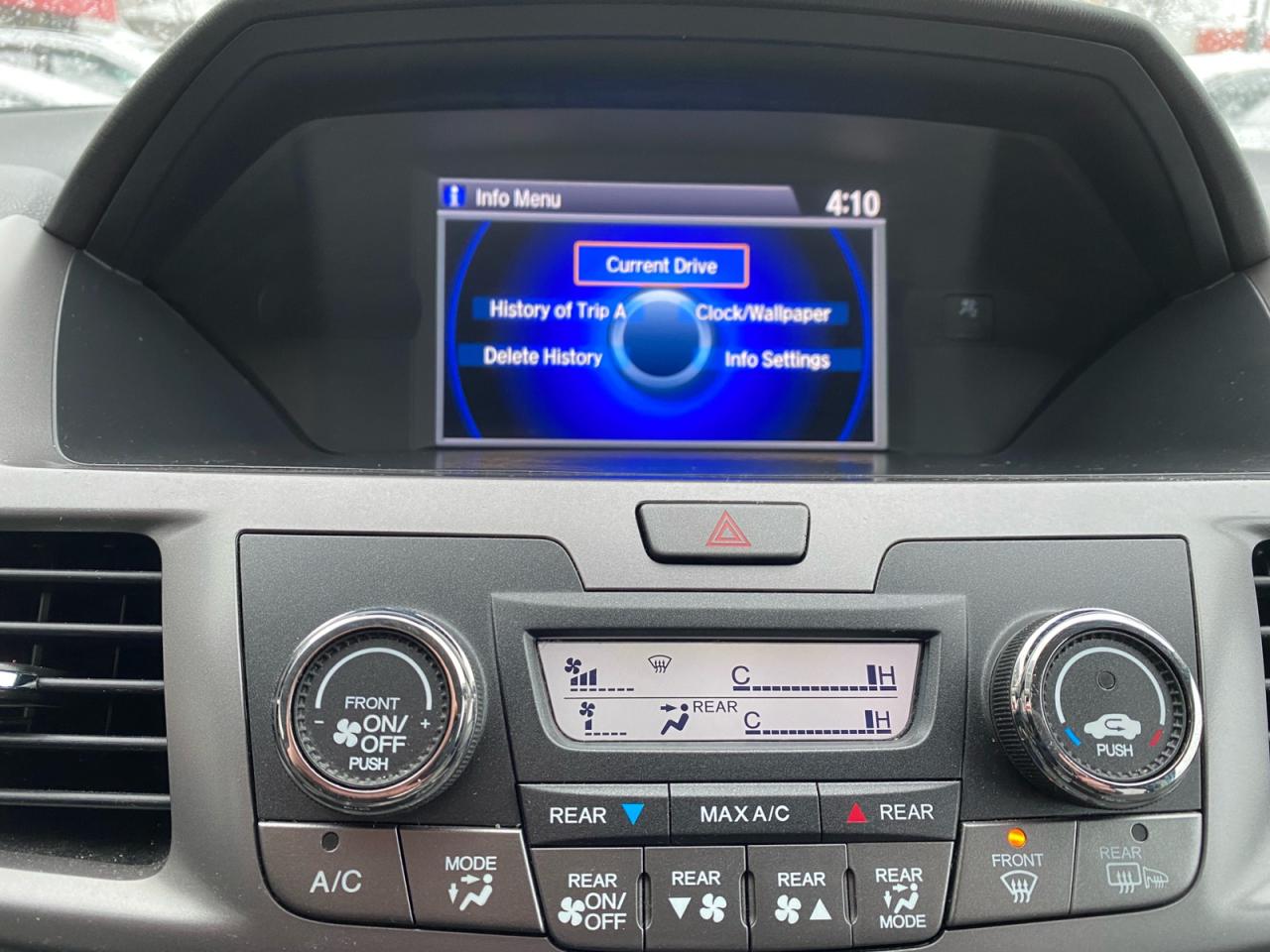 2017 Honda Odyssey LX | 7 Passenger Photo