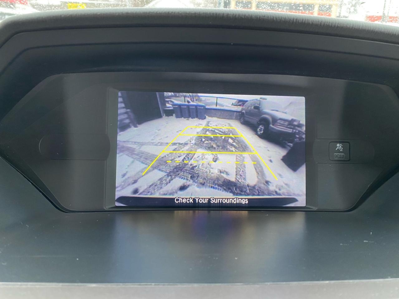 2017 Honda Odyssey LX | 7 Passenger Photo