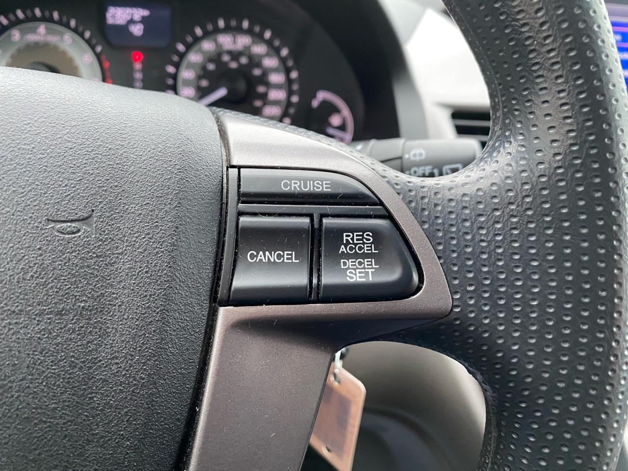 2017 Honda Odyssey LX | 7 Passenger Photo