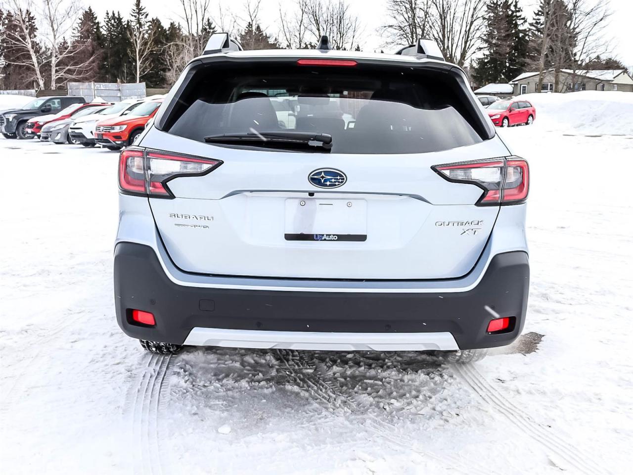 2025 Subaru Outback Premier XT Photo3