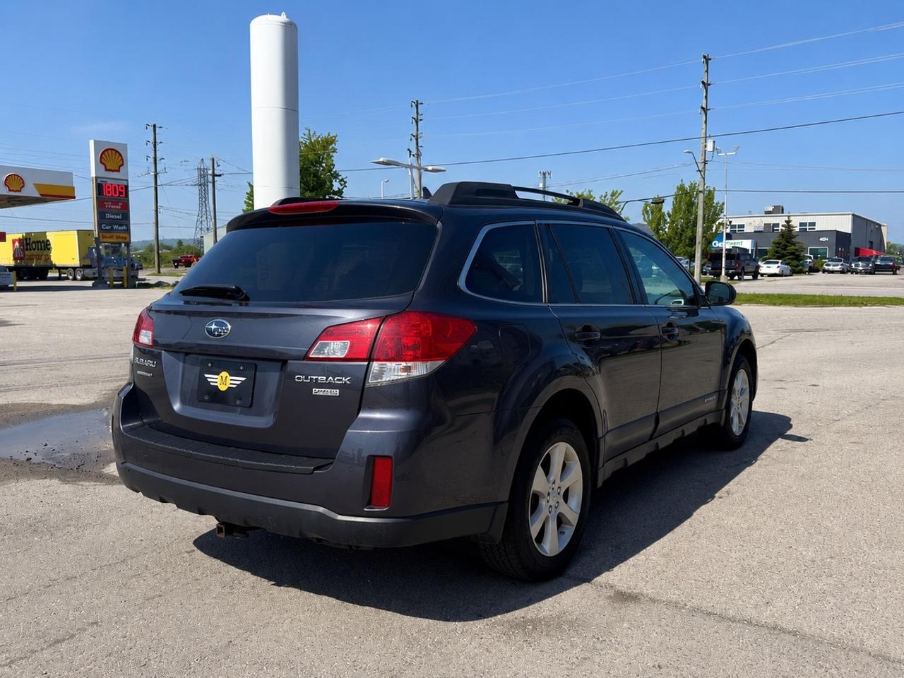 2013 Subaru Outback Premium - NO ACCIDENTS - ONE OWNER Photo