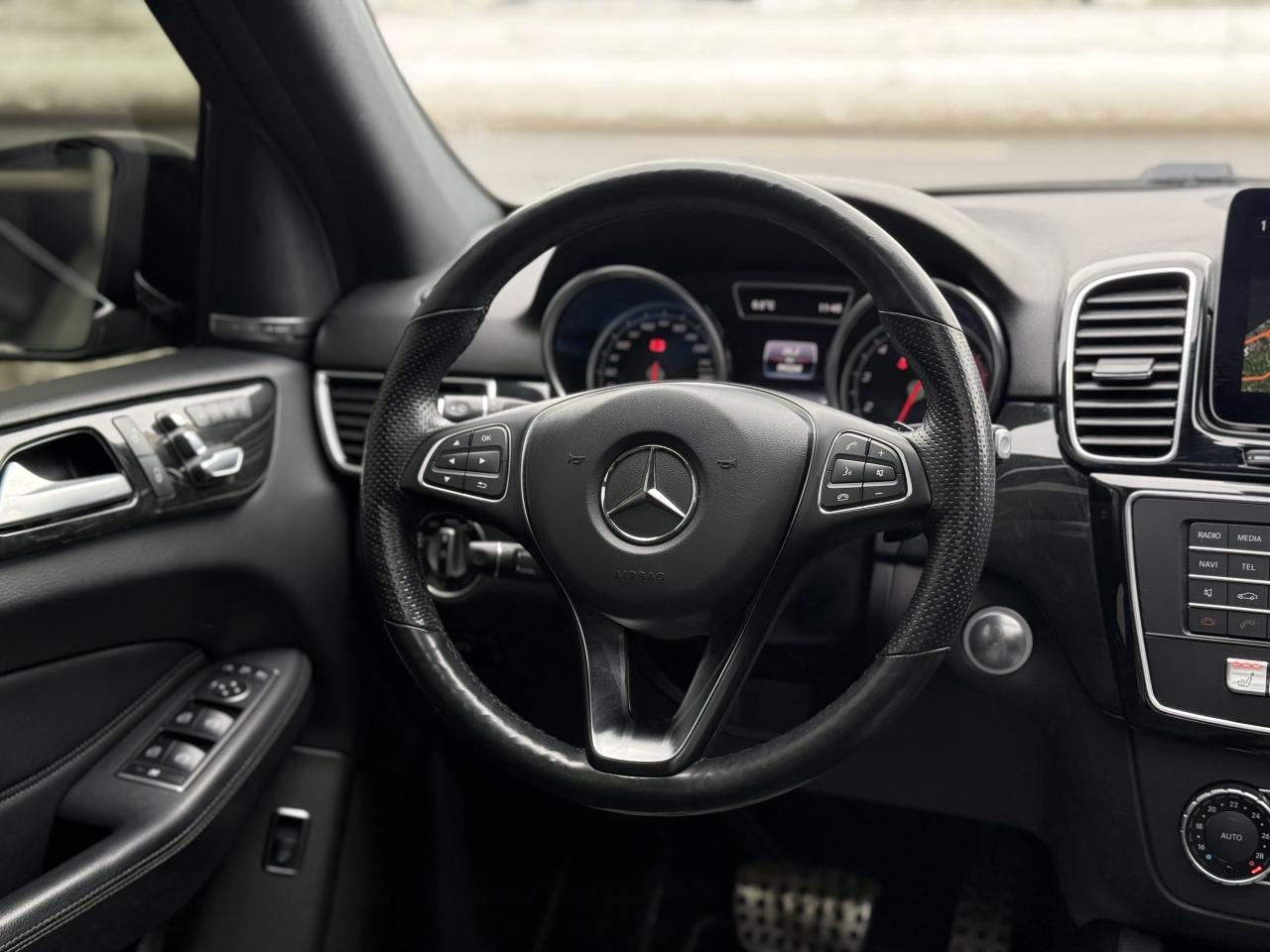 2019 Mercedes-Benz GLE-Class 400 //AMG PKG | PANO | HARMAN KARDON | 360 CAMERA Photo