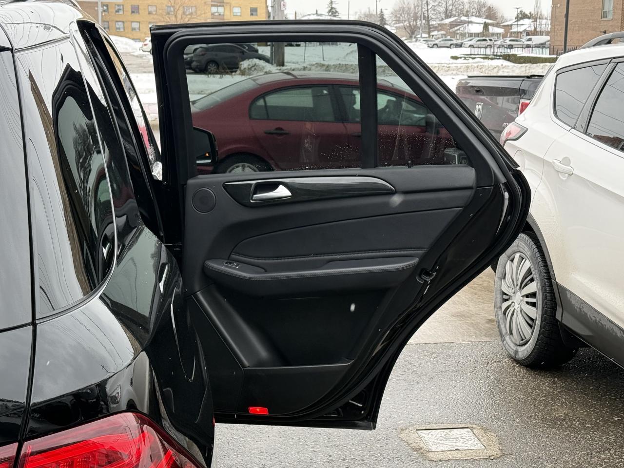 2019 Mercedes-Benz GLE-Class 400 //AMG PKG | PANO | HARMAN KARDON | 360 CAMERA Photo