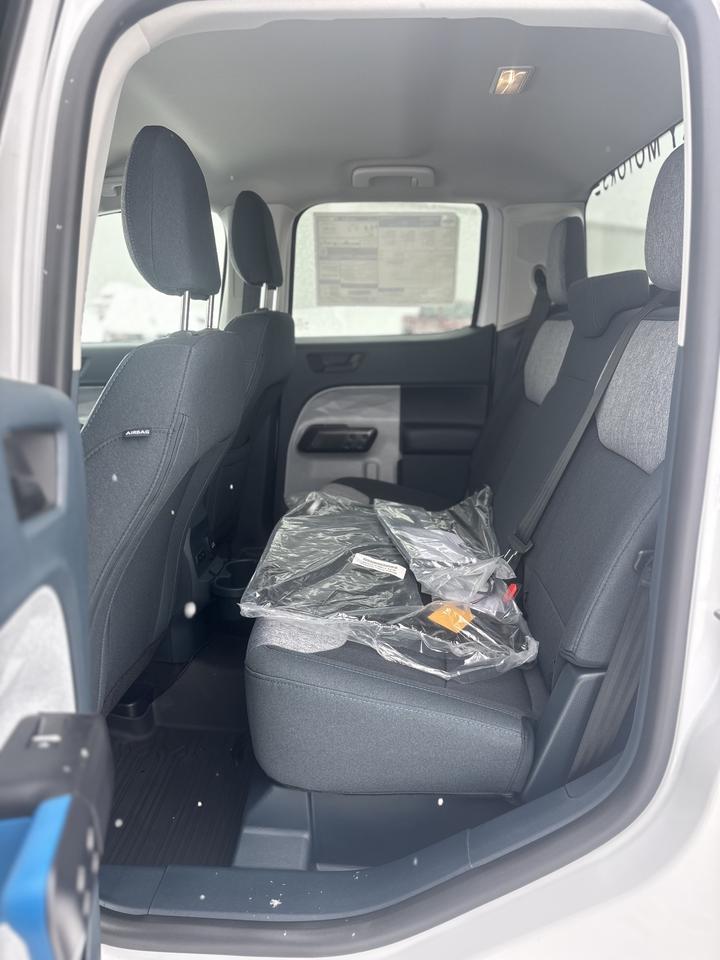 2026 Ford Maverick XLT Photo4