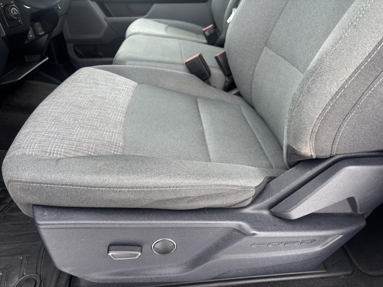 2021 Ford F-150 XLT *3.3 L NON-TURBO*4x4*NO ACCIDENTS* Photo