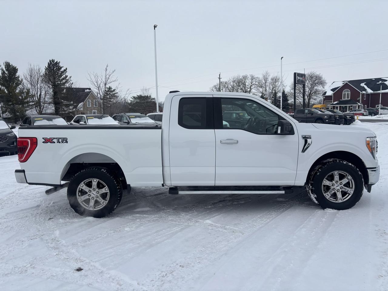 2021 Ford F-150 XLT *3.3 L NON-TURBO*4x4*NO ACCIDENTS* Photo