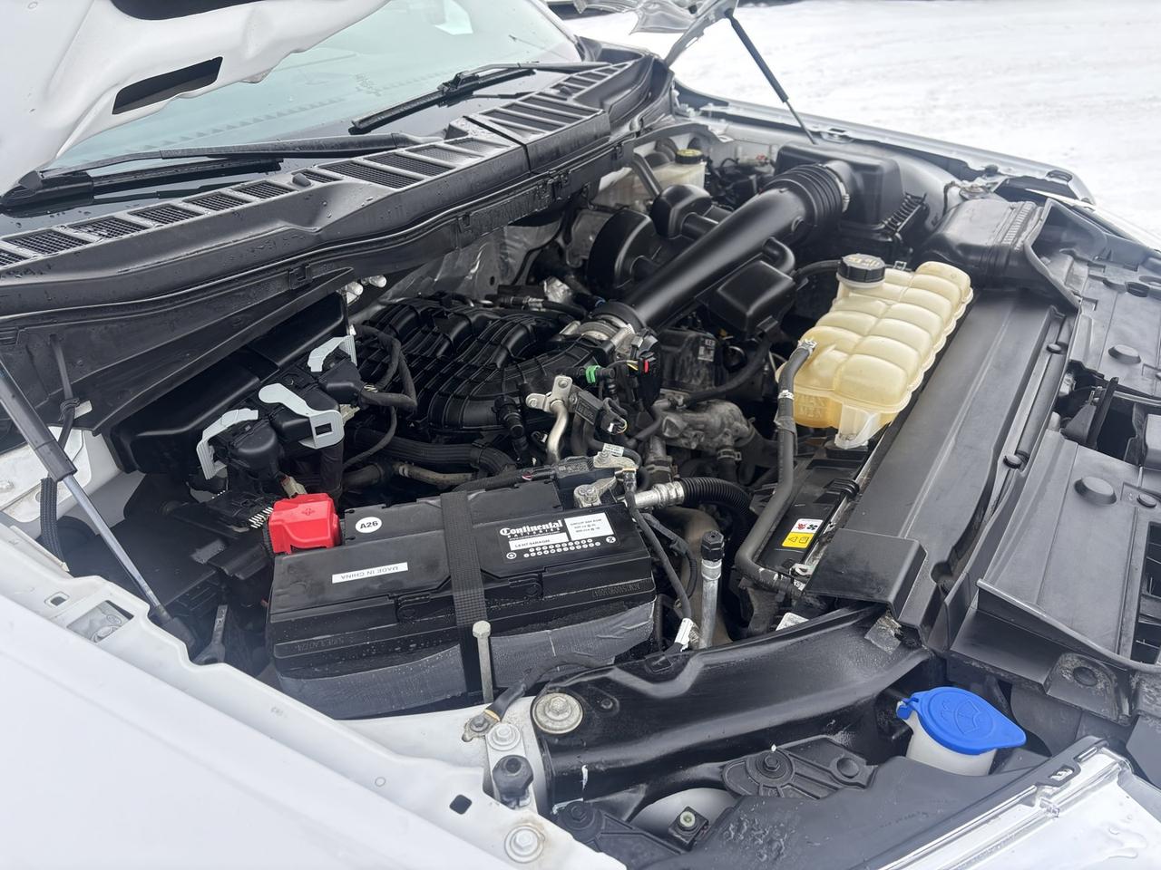 2021 Ford F-150 XLT *3.3 L NON-TURBO*4x4*NO ACCIDENTS* Photo