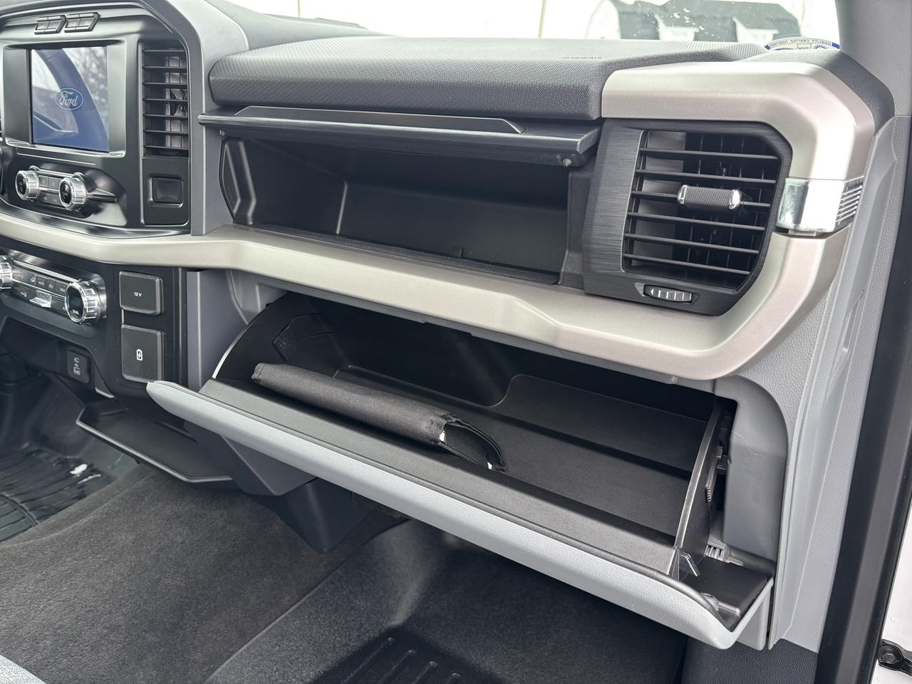 2021 Ford F-150 XLT *3.3 L NON-TURBO*4x4*NO ACCIDENTS* Photo