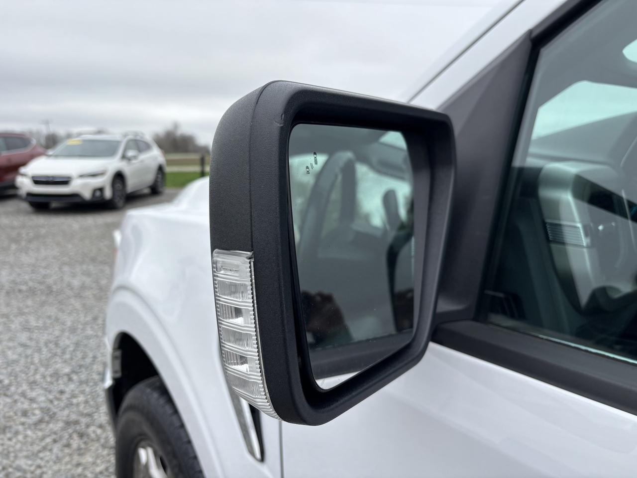2021 Ford F-150 XLT *3.3 L NON-TURBO*4x4*NO ACCIDENTS* Photo