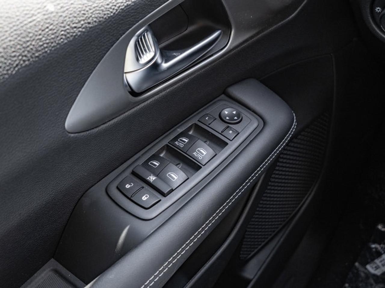 2026 Dodge Grand Caravan SXT Photo