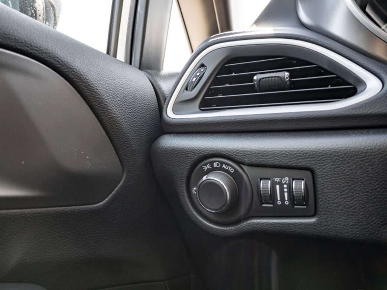 2026 Dodge Grand Caravan SXT Photo