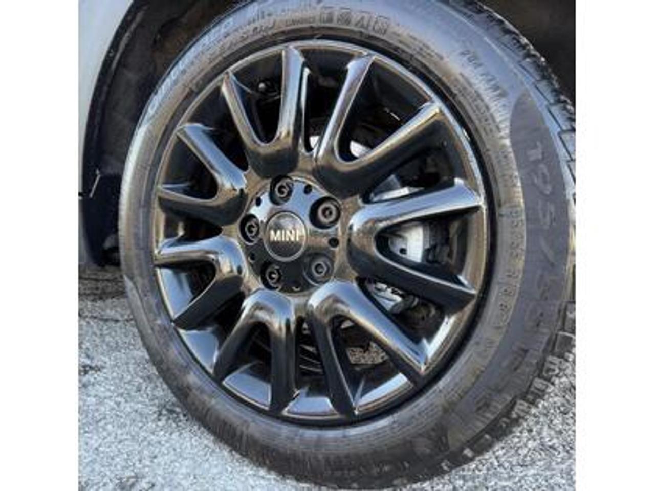 2018 MINI 5 Door Cooper FWD Photo