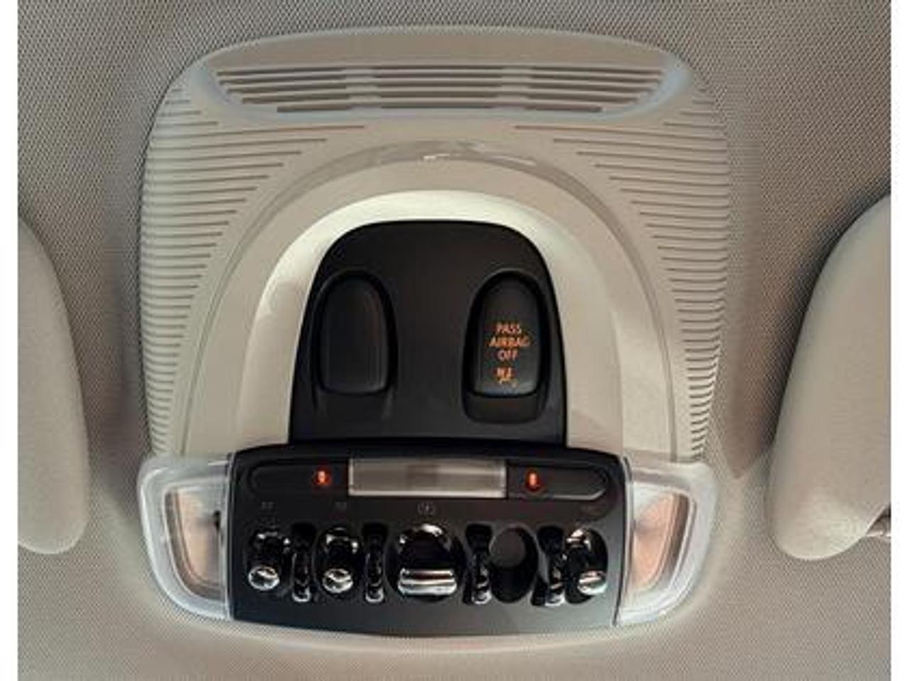 2018 MINI 5 Door Cooper FWD Photo