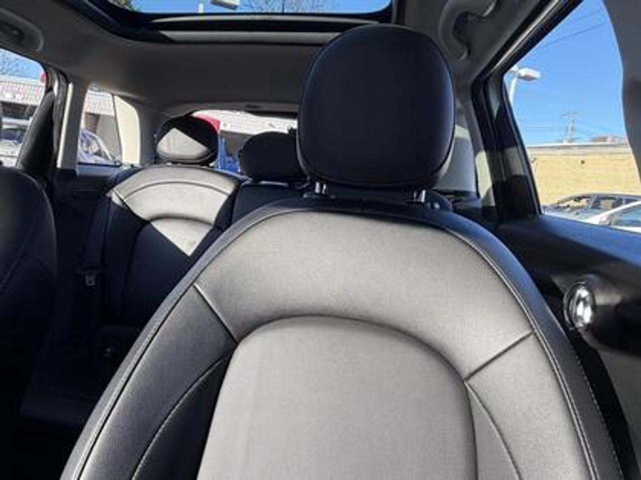 2018 MINI 5 Door Cooper FWD Photo