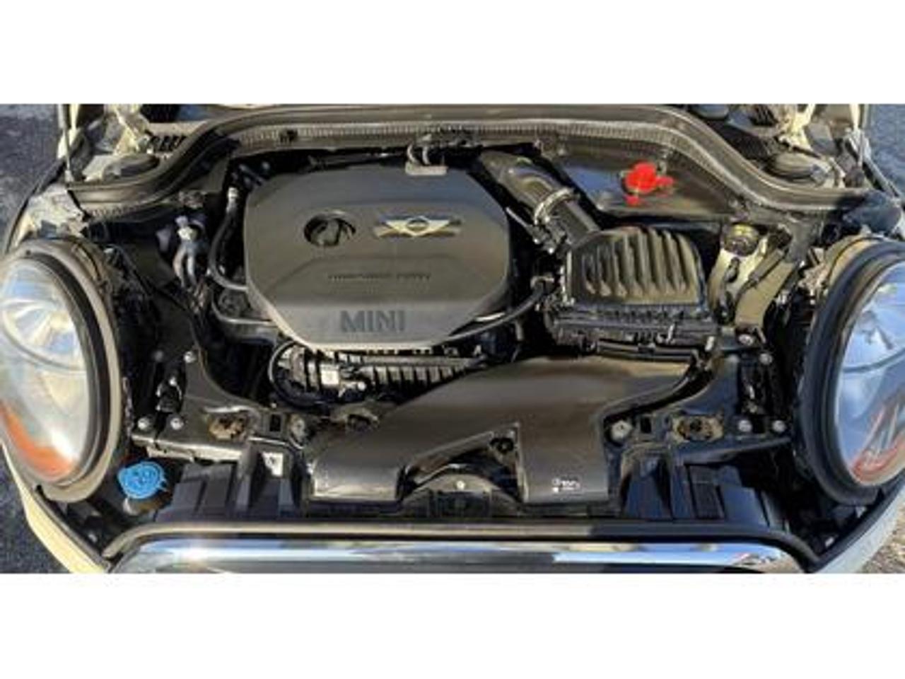 2018 MINI 5 Door Cooper FWD Photo